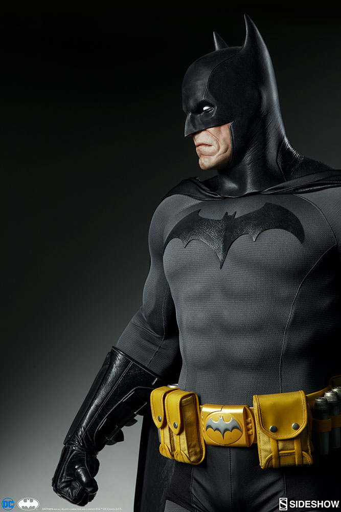 Sideshow Collectibles Batman Legendary Scale Statue