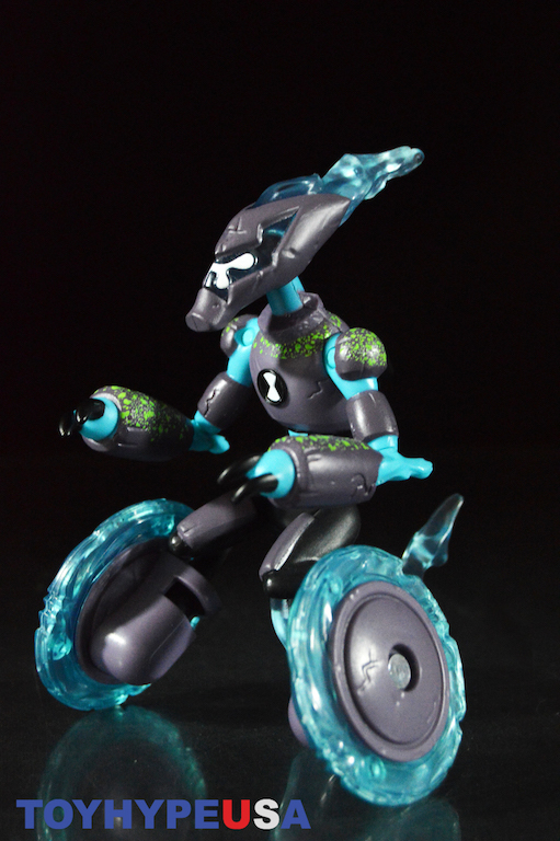 Playmates Toys Ben 10 Series 4 – Omni-Enhanced Overflow & XLR8 Figures ...