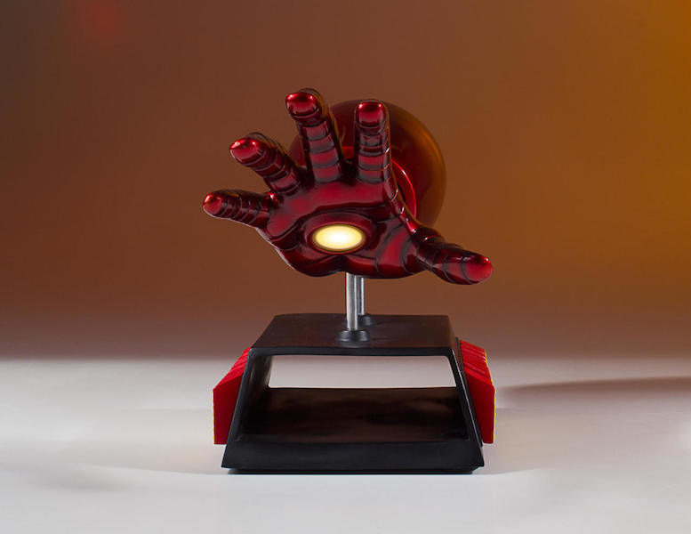 Gentle Giant Ltd. Iron Man Business Card Holder Desk Accessory