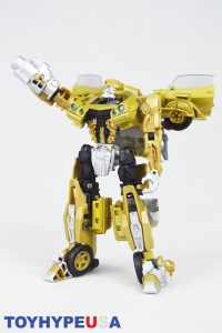 Hasbro San Diego Comic-Con 2018 Exclusive – Transformers: Studio Series 19 Bumblebee Vol. 1 Retro Rock Garage Figure 01