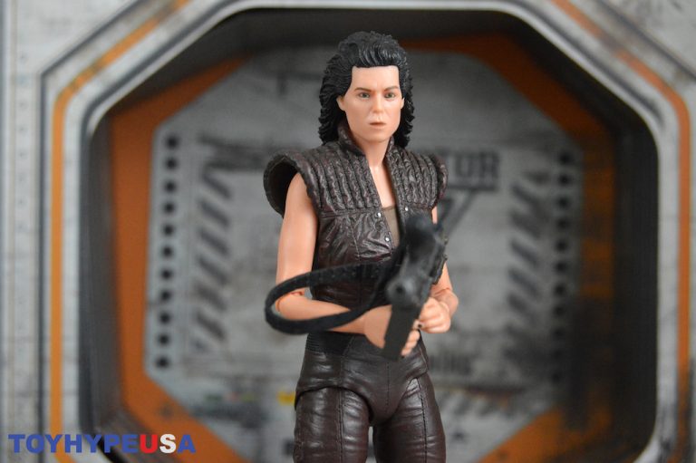 NECA Toys Alien 3 Creature Pack, Alien: Resurrection Ripley 8 ...