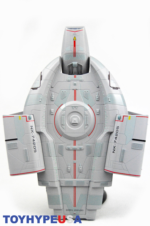 Eaglemoss - Star Trek U.S.S. Defiant NX-74205 Starship Review