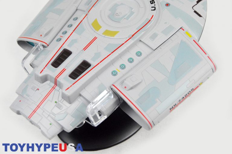 Eaglemoss - Star Trek U.S.S. Defiant NX-74205 Starship Review