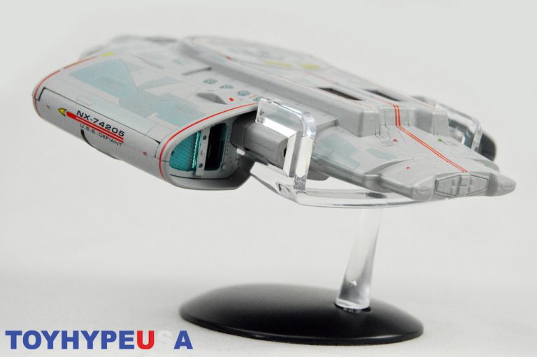 Eaglemoss - Star Trek U.S.S. Defiant NX-74205 Starship Review