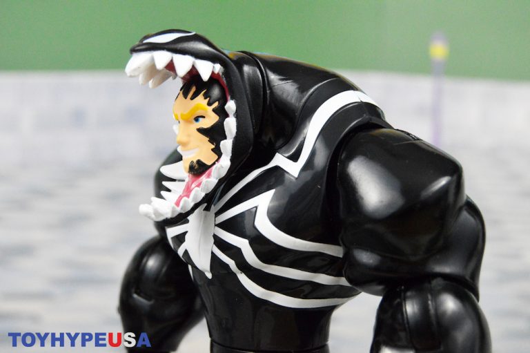 Disney Store Exclusive Marvel Toy Box Venom Figure Review