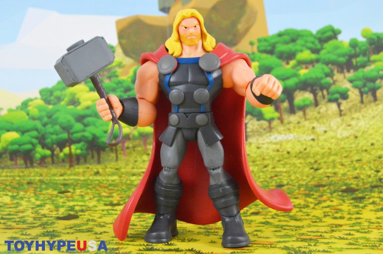 Disney Store Exclusive Marvel Toy Box Avengers Gift Set Review