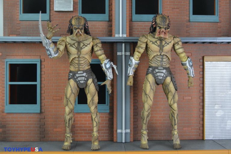 NECA Toys The Predator - Ultimate Unarmored Assassin Predator Figure Review