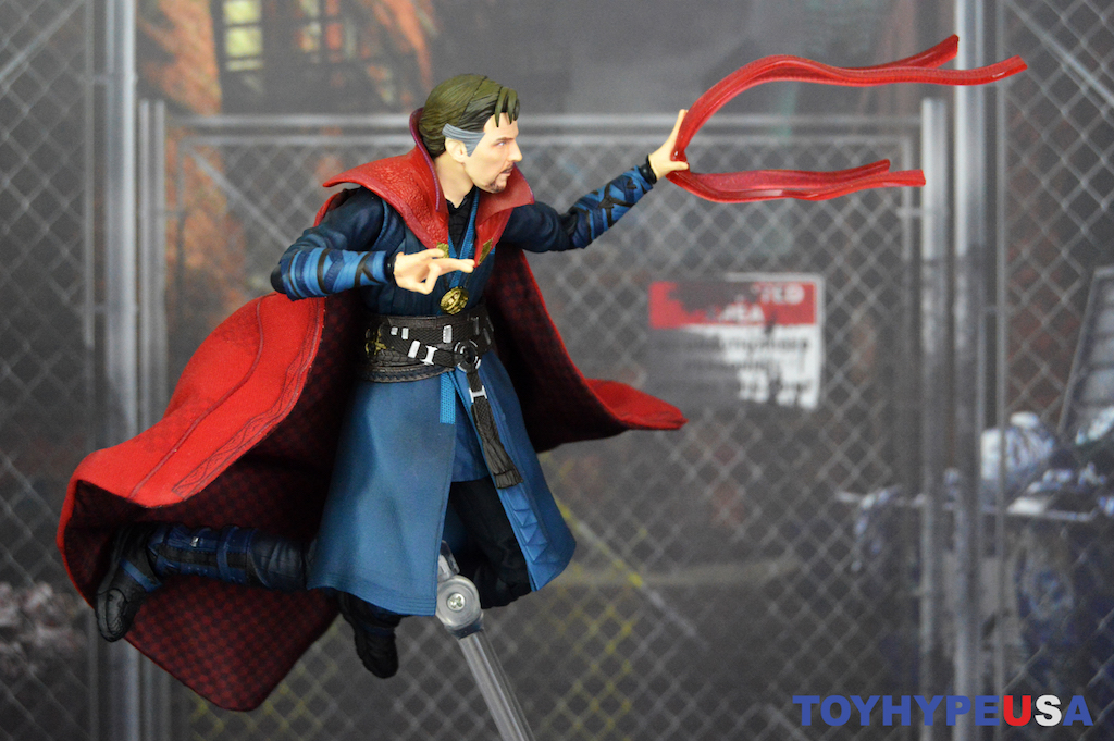 SH Figuarts Doctor Strange Infinity War Authentic NEW and