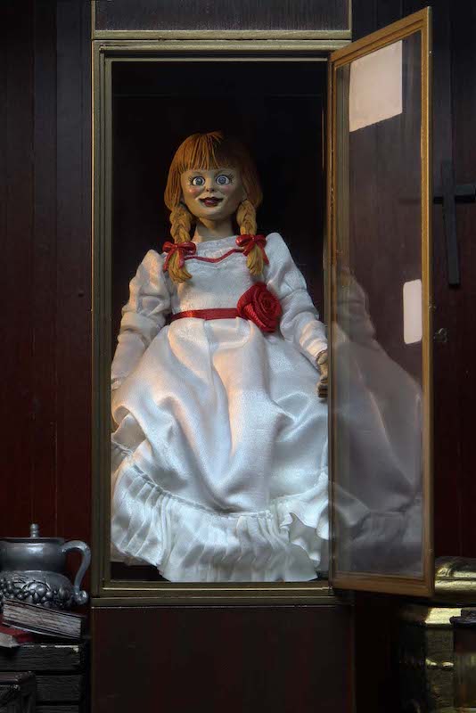 NECA Action Figure Annabelle 20cm - The Conjuring Universe, Vestita, Collezionabile