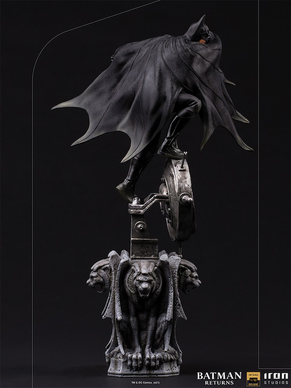Iron Studios Batman Returns - Deluxe Batman Statue Pre-Orders