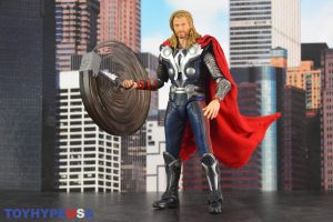 The Avengers S.H.Figuarts Thor (Avengers Assemble Edition)