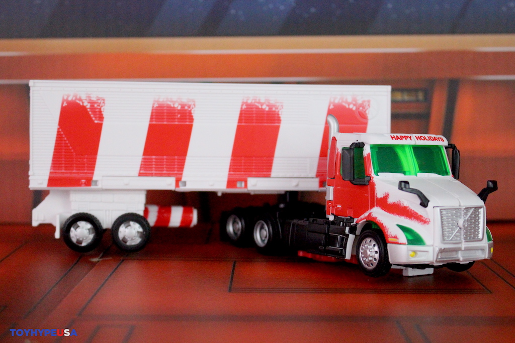 Hasbro Transformers Generations Holiday Optimus Prime Figure Review