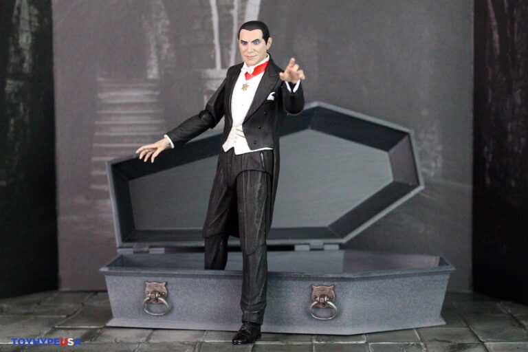 NECA Toys Universal Monsters Dracula Accessory Set Review