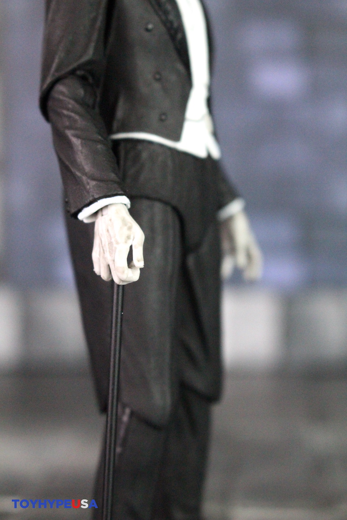 NECA Toys Universal Monsters Ultimate Dracula (Carfax Abbey) Figure Review