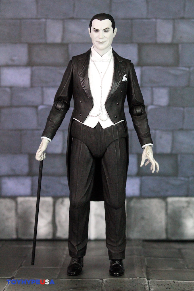 NECA Toys Universal Monsters Ultimate Dracula (Carfax Abbey) Figure Review