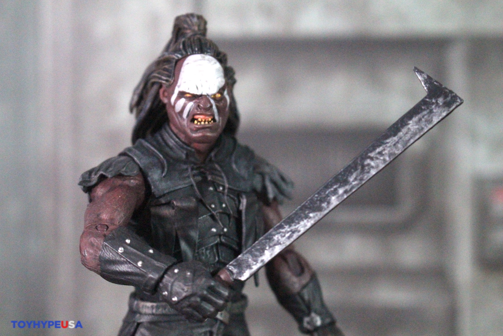 Diamond Select Toys Lord of the Rings Select Series 5 Lurtz Figure Review