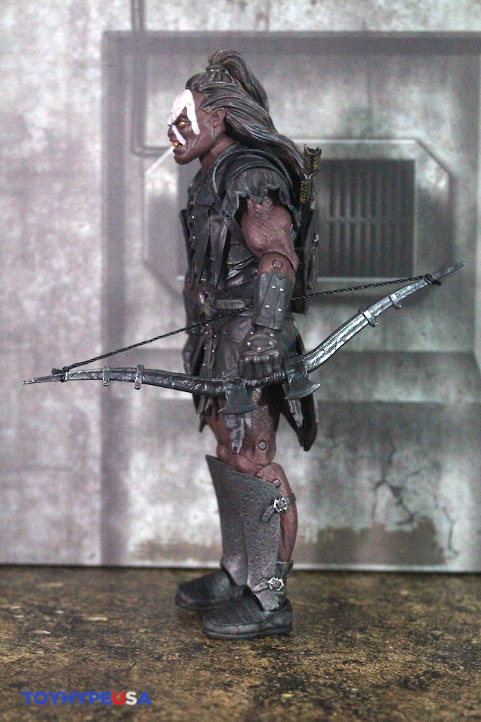 Diamond Select Toys Lord of the Rings Select Series 5 Lurtz Figure Review
