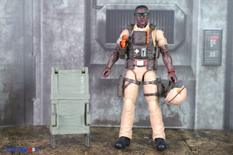 G.I. Joe Classified Series #122 Carl 'Doc' Greer Action Figure 15 Cm - Con 7 Accessori