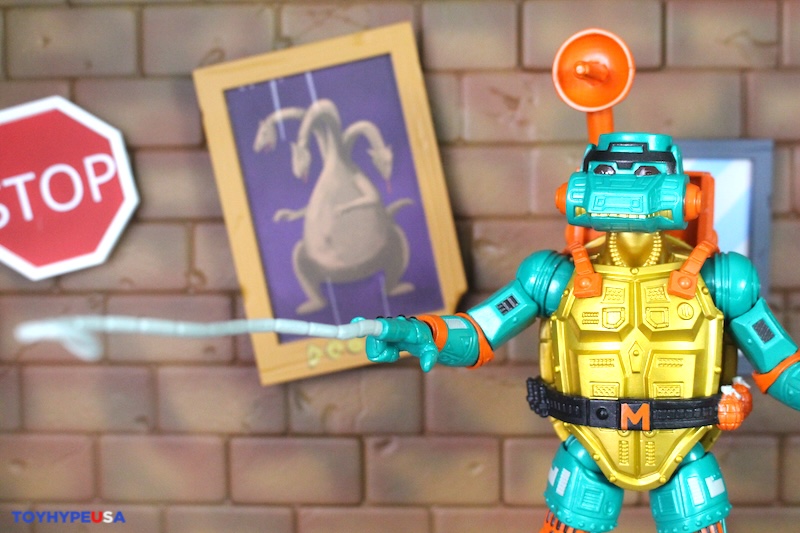 Are you ready to unleash your inner hero? Meet the Super7 Teenage Mutant Ninja Turtles Ultimates Warrior Metalhead Michelangelo! 🎉 This epic action figure is not just a collectible; it's a