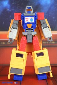 Takara-Tomy Transformers Dramatic Capture Series DCS-2 Autobot Headquarters Three-Pack Figures