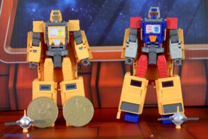 Takara-Tomy Transformers Dramatic Capture Series DCS-2 Autobot Headquarters Three-Pack Figures