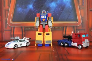 Takara-Tomy Transformers Dramatic Capture Series DCS-2 Autobot Headquarters Three-Pack Figures