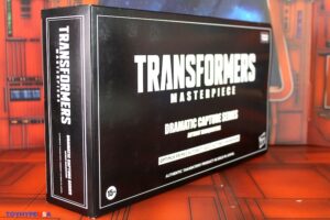 Takara-Tomy Transformers Dramatic Capture Series DCS-2 Autobot Headquarters Three-Pack Figures