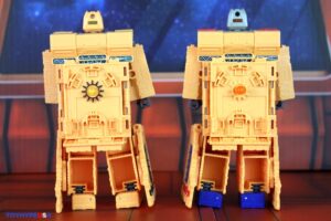 Takara-Tomy Transformers Dramatic Capture Series DCS-2 Autobot Headquarters Three-Pack Figures