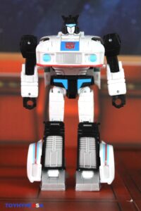 Takara-Tomy Transformers Dramatic Capture Series DCS-2 Autobot Headquarters Three-Pack Figures