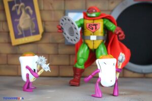 NECA Toys Teenage Mutant Ninja Turtles Super Turtle (Mirage Comics) Figure