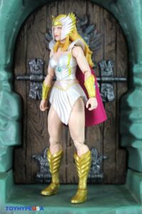 Mattel Masters of the Universe Masterverse New Eternia She-Ra Figure
