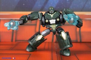Hasbro Transformers Age of the Primes Deluxe Class The Thirteen Alchemist Prime Figure