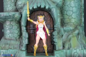 Mattel Masters of the Universe Masterverse New Eternia She-Ra Figure