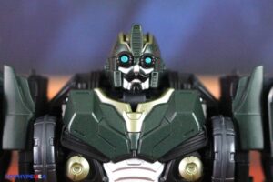 Hasbro Transformers Age of the Primes Deluxe Class The Thirteen Alchemist Prime Figure