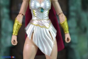 Mattel Masters of the Universe Masterverse New Eternia She-Ra Figure