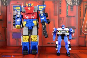 Hasbro Transformers Age of the Primes Voyager Class Autobot Red Alert Figure