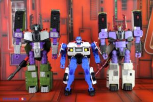 Hasbro Transformers Age of the Primes Voyager Class Autobot Red Alert Figure