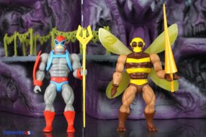 Mattel Masters of the Universe Origins Cartoon Collection Buzz-Off Figure