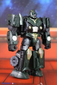 Hasbro Transformers Age of the Primes Deluxe Class The Thirteen Alchemist Prime Figure