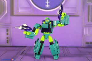 Hasbro Transformers Age of the Primes Fugitive Waspinator Figure 