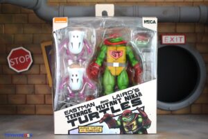 NECA Toys Teenage Mutant Ninja Turtles Super Turtle (Mirage Comics) Figure