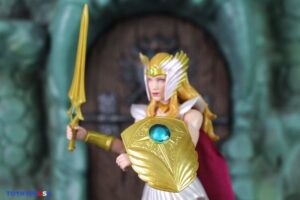 Mattel Masters of the Universe Masterverse New Eternia She-Ra Figure