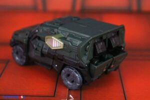 Hasbro Transformers Age of the Primes Deluxe Class The Thirteen Alchemist Prime Figure