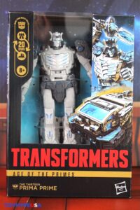 Hasbro Transformers Age of the Primes Prima Prime Figure