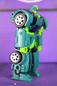 Hasbro Transformers Age of the Primes Fugitive Waspinator Figure 