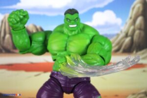 Hasbro Marvel Legends Maximum Series Hulk Figure 