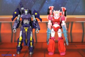 Hasbro Transformers Age of the Primes Solas Prime Figure