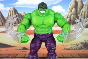 Hasbro Marvel Legends Maximum Series Hulk Figure 