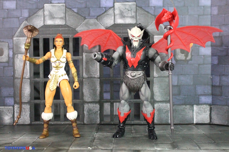 Mattel – Masters of the Universe Masterverse New Eternia Teela & Hordak Figures