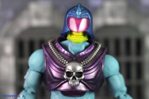 Mattel Masters of the Universe Masterverse New Eternia Terror Claws Skeletor Figure